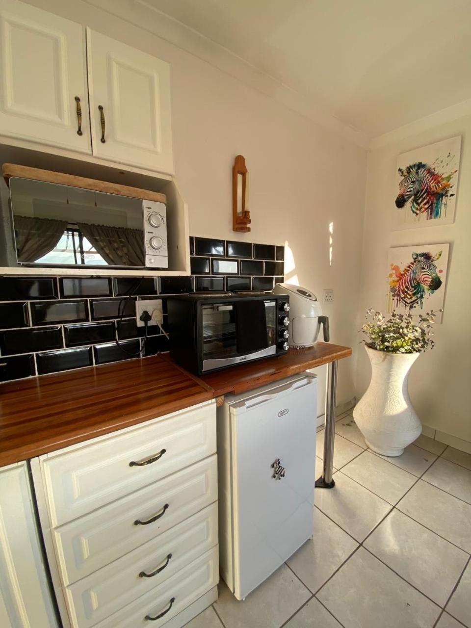 הימוויל Sani Pass View Cottage מראה חיצוני תמונה