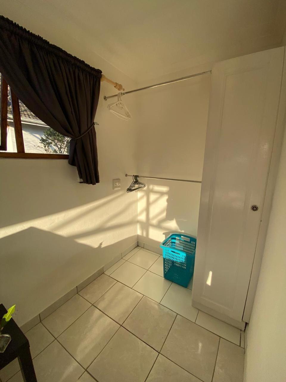 הימוויל Sani Pass View Cottage מראה חיצוני תמונה